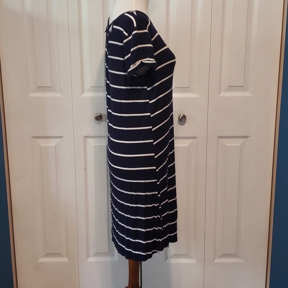 Very soft and comfortable shift dress - Picture 3 of 6